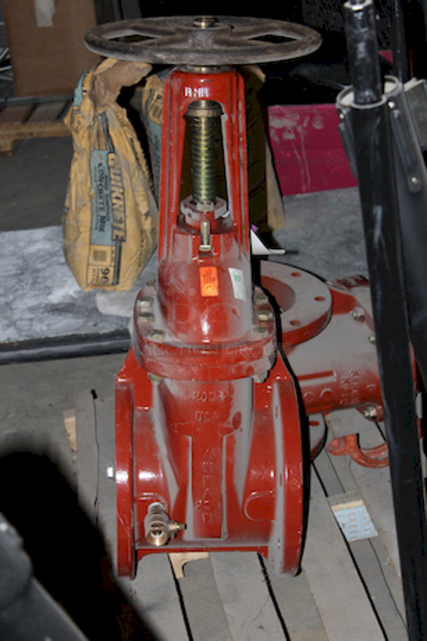 SWEET! Kennedy Valve Mfg. KS-FW Fire Main Gate Valve Series 8 in. Flanged Cast Iron OS&Y Non-Rising Resilient Wedge Gate Valve with Tap.
Comes with Bolts and Hardware.
11-1/2x14x37-3/4.  - Image 4 of 6