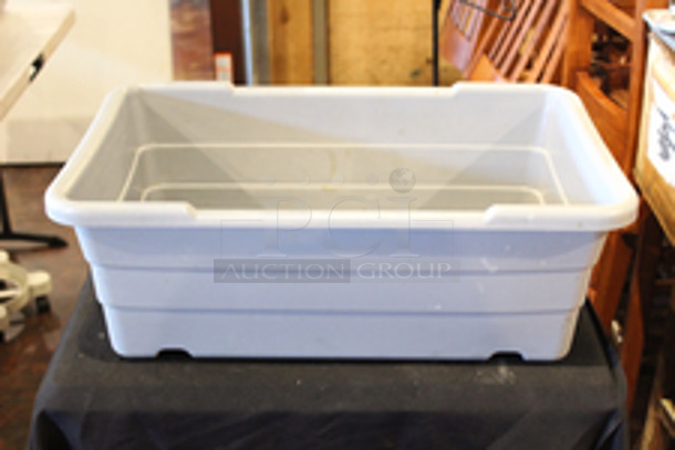 AWESOME Polypropylene Bus Tub.
24x15-1/2x8
