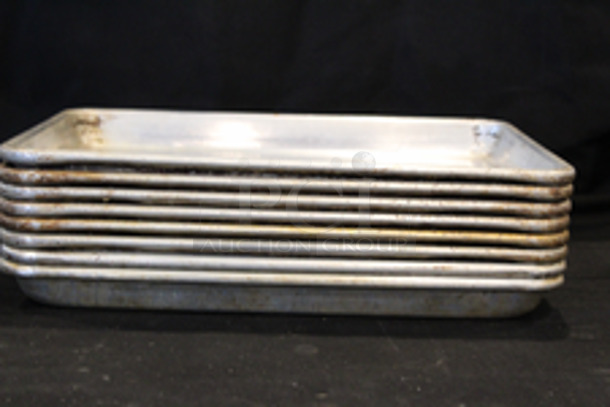 Vollrath 5303 1/2 Half Size Bun / Sheet Pan - 18" x 13" x 1", 18 gauge Aluminum, Natural Finish
8x Your Bid
 - Image 2 of 5