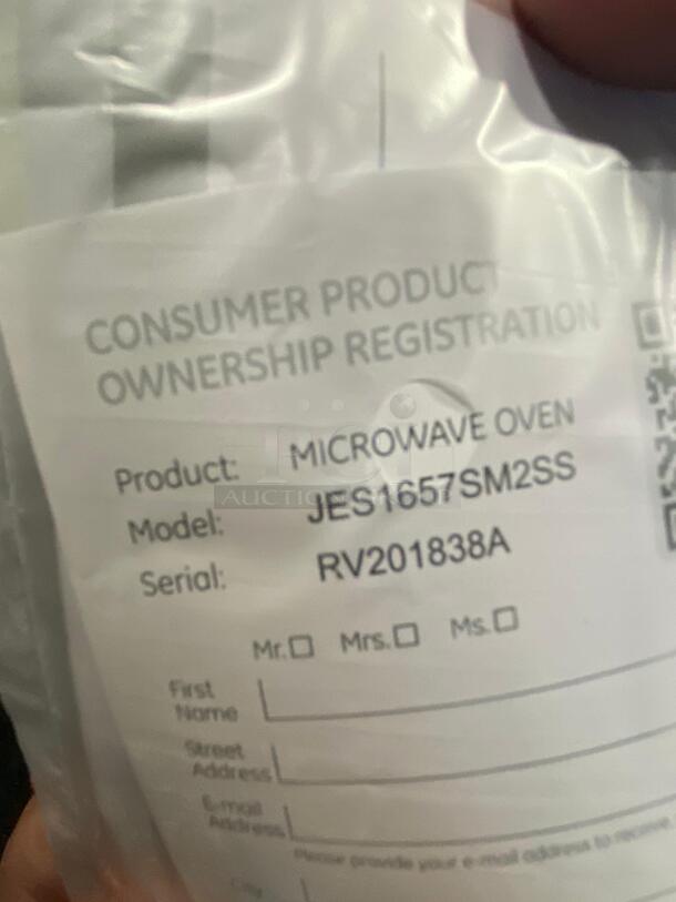GE Brand New Scratch & Dent22 Inch 1.6 cu. ft. Capacity Countertop Microwave with 1150 Cooking Watts, Sensor Cook, UL Listed, Sensor Cooking, Weight and Time Defrost, Add 30 Seconds, Timer, UL Certification, Control Lock, Touch Controls in Stainless Steel - Image 5 of 5