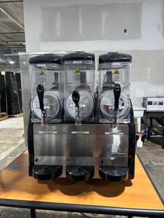 Coldline GRANITA-3N Triple 3 Bowl Pourover Granita Slush Machine - 9 Gallon
Tested and Working 