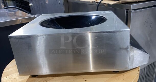 COOKTEK COUNTERTOP COMMERCIAL INDUCTION WOK UNIT MW3500G
 - Image 4 of 6