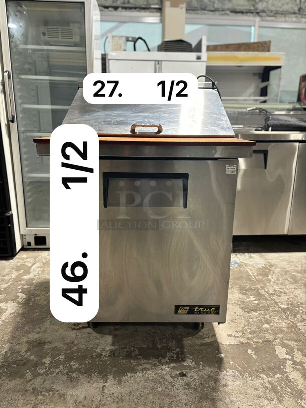 True TSSU-27-12M-C-HC ADA 27" TSSU Series Mega Top Sandwich/Salad Prep Table w/ Refrigerated Base, 115v
 - Image 7 of 8