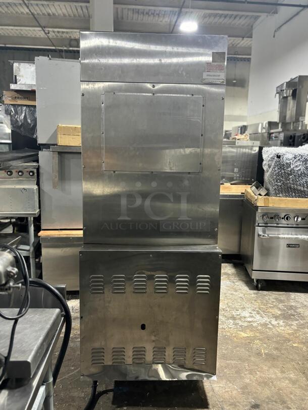 WOW!! Amazing Wells WVO2HFG Ventless Cooking System | Convection Oven Base
Ventless Cooktop, electric, (2) French plates, (1) gridd
 - Image 4 of 5