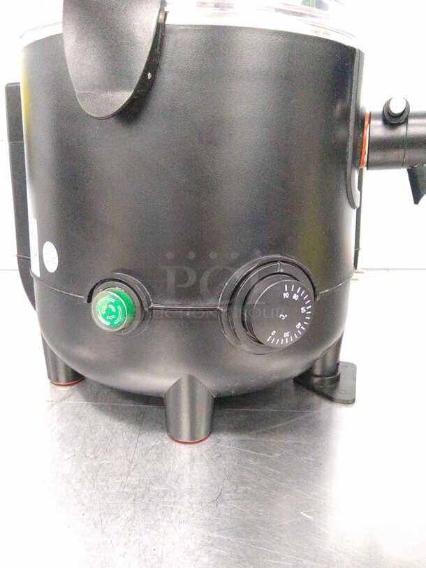 WOW Coldline 16" 10 Liter Hot Chocolate & Beverage Dispenser
 - Image 2 of 8