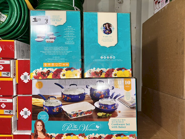 The Pioneer Women 10 Piece Ceramic
Nonstick Aluminum Cookware Set with Baker. 3x Your Bid - Image 3 of 5