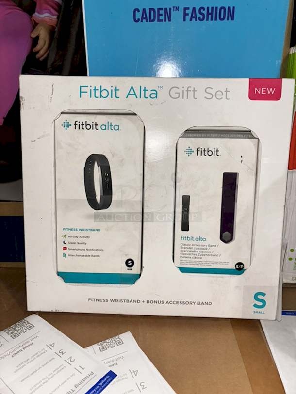 Fitbit Alta Gift Set, Size Small - Image 1 of 2