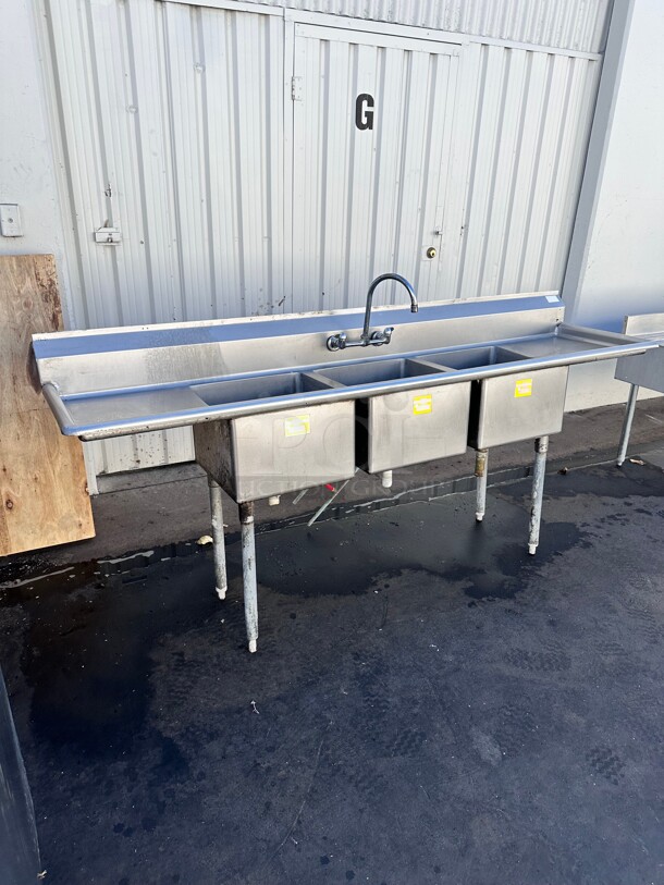 Commercial Stainless Steel Three Compartment Sink 
91x23x42 - Image 6 of 7