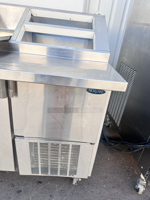 Nor-Lake ZF122SMS/0-2 54" Ice Cream Topping Cabinet, w/ 16 Openings 115 Volt Working - Image 9 of 9