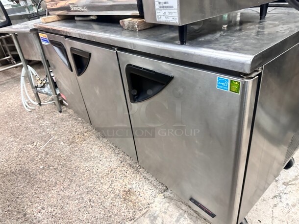 Excellent condition Turbo Air TUR-72SD 72W Undercounter Refrigerator with 3 Doors  115v Tested and Working - Image 5 of 7