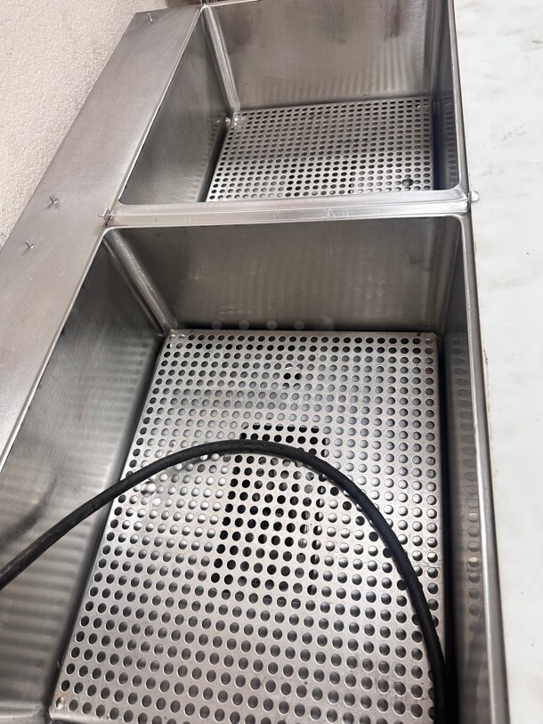Commercial Heavy Duty Eclectic Steam Table 220 Volt 1 Phase Tested and Working - Image 9 of 9