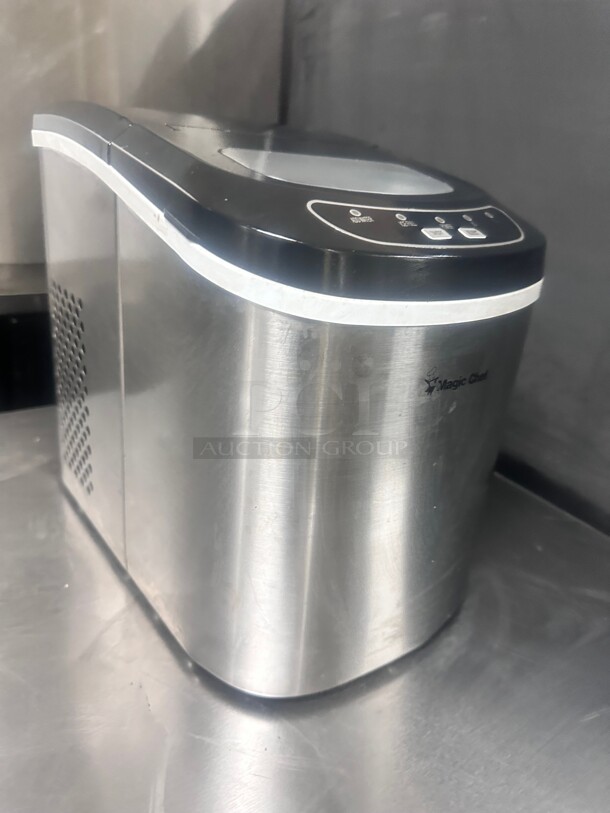 Magic Chef 27 lbs. Portable Countertop Ice Maker in Stainless Steel 115 Volt