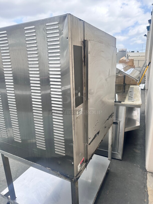 BKI VGG-8-C Stainless Steel Electric Single Deck Rotisserie Oven - 208 Volts 3-Ph - Image 4 of 7