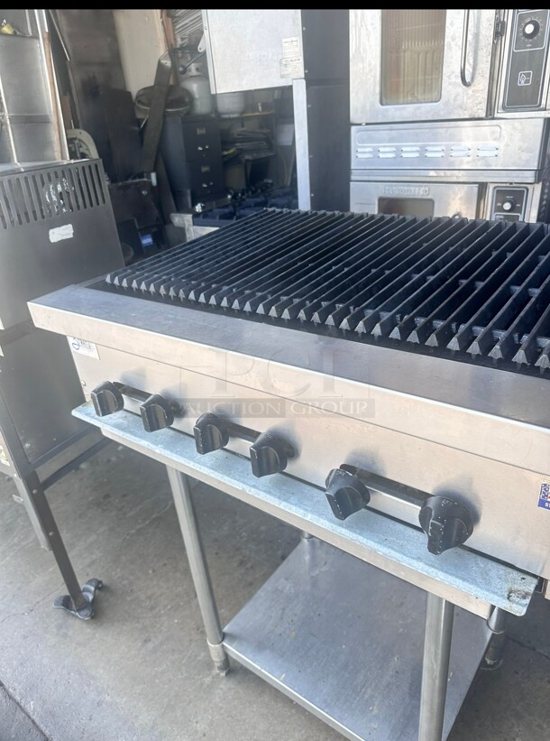 Excellent Stratus 36 inch Radiant Char Broiler Grill Gas SRB-36  - Image 2 of 8