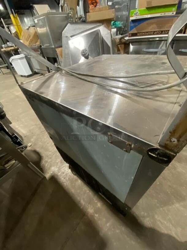 Turbo Air Commercial Single Door Lowboy/Worktop Freezer! All Stainless Steel! Model: MUF28 SN: MU2F705113 115V 60HZ 1 Phase - Image 3 of 7