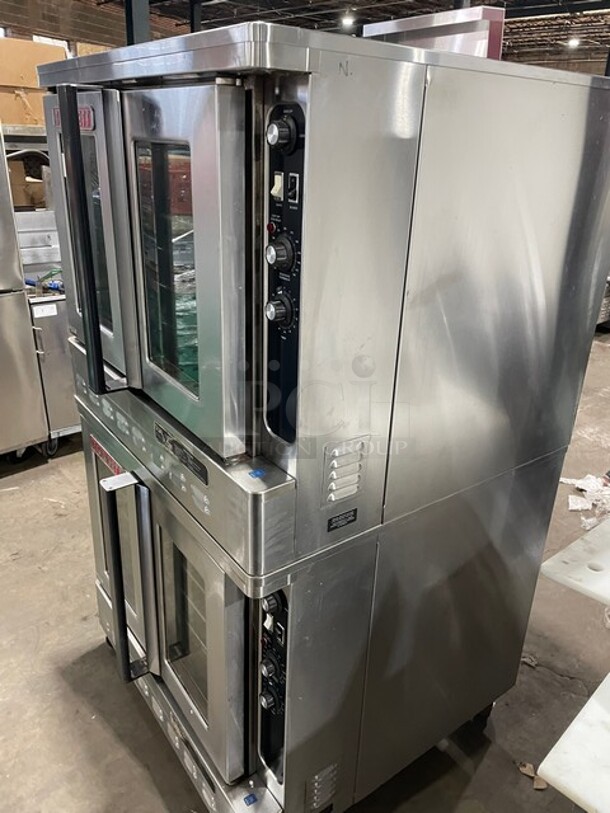 NICE! Blodgett Commercial Natural Gas Powered Double Stacked Convection Oven! All Stainless Steel! With Metal Oven Racks! On Casters! 115V 1 Phase! Model: DFG-100/200 W/COOK! 2X Your Bid, Makes One Unit!  - Image 4 of 12
