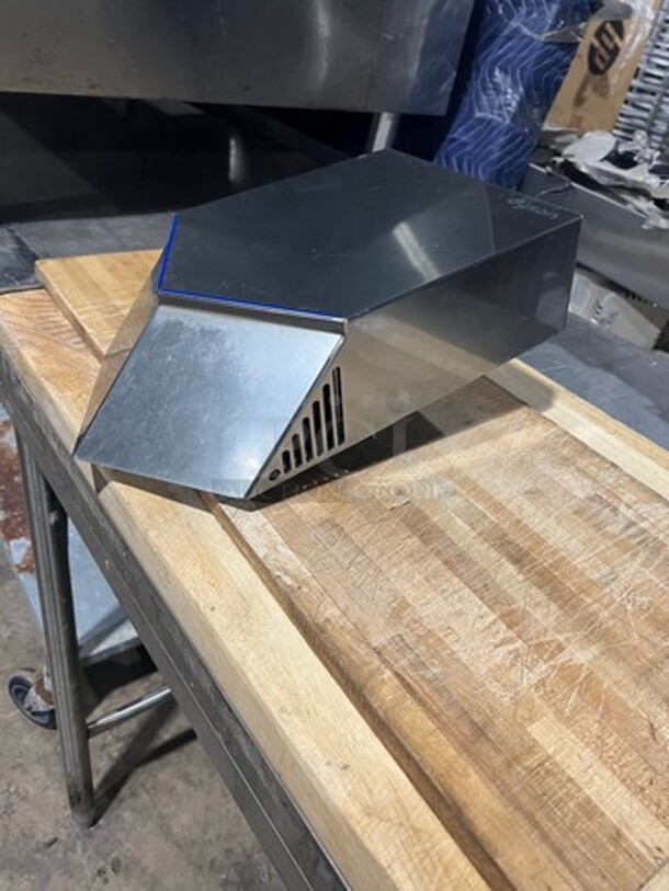 Dyson Wall Mount Hand Dryer! - Image 2 of 7