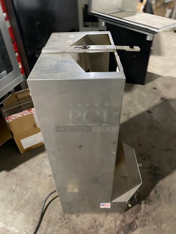 Auto Doner Commercial Countertop Natural Gas Powered Vertical Broiler Gyro Machine! All Stainless Steel! Model: 3PG SN: 23166D - Image 3 of 8