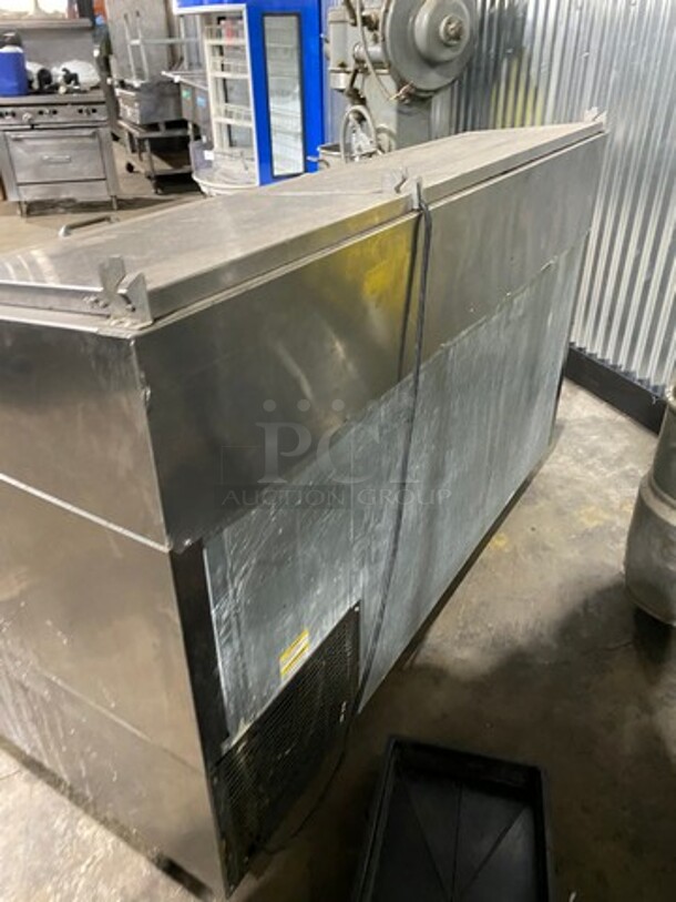 Beverage Air Commercial Refrigerated Pizza Prep Table! With 2 Door Storage Space! All Stainless Steel! Model: DP67 SN: 11803910 115V 60HZ 1 Phase - Image 4 of 10