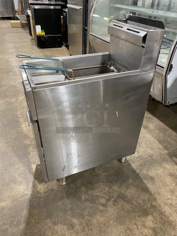 American Range Commercial Natural Gas Powered Deep Fat Fryer! With Backsplash! All Stainless Steel! On Legs! Model: AF50HE SN: 211020FO144 - Image 2 of 7