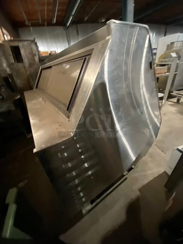 Barker Enclosed Heated Showcase/Steam Table Merchandiser! All Stainless Steel! SN:162408BSD6H 120V 3PH - Image 2 of 7