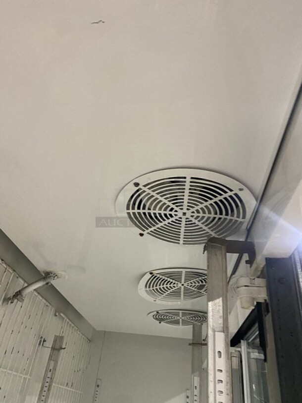 True Commercial 3 Door Reach In Freezer Merchandiser! With View Through Doors! With Poly Coated Racks! Model: GDM72F SN: 14613956 115/208/230V 60HZ 1 Phase - Image 6 of 8