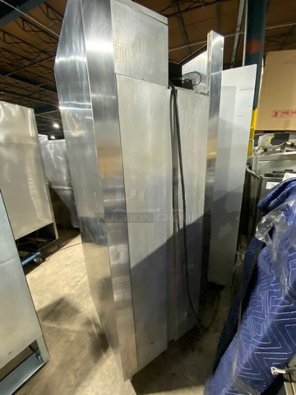 Traulsen Commercial Single Door Reach In Cooler! With Built In Pan Rack! All Stainless Steel! On Legs! - Image 3 of 10
