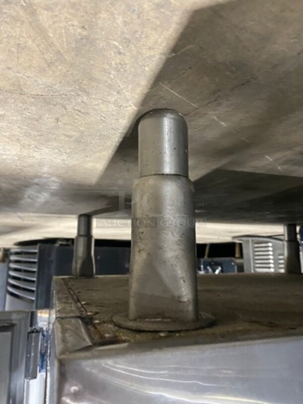 Traulsen Commercial Single Door Reach In Cooler! With Built In Pan Rack! All Stainless Steel! On Legs! - Image 7 of 10