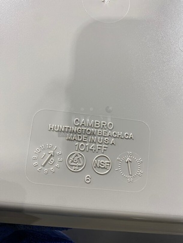 Cambro Poly Food Serving Trays! 24x Your Bid! - Image 6 of 6