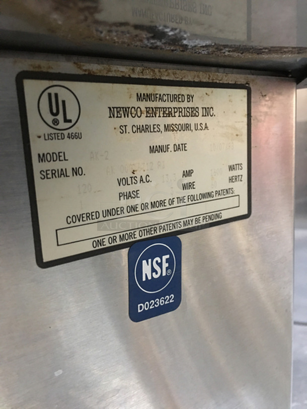 Newco Fresh Coffee Commercial Coffee Maker! All Stainless Steel! With 2 Warmers! Model: AK2 SN: AK 000776712RJ 120V 60 HZ 1 Phase - Image 8 of 9