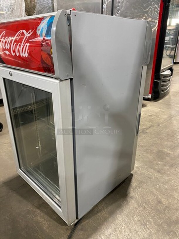 AHT Countertop Mini Fridge! With Metal Rack! With View Through Door! Model: CT100P SN: A0761799 115V - Image 4 of 8
