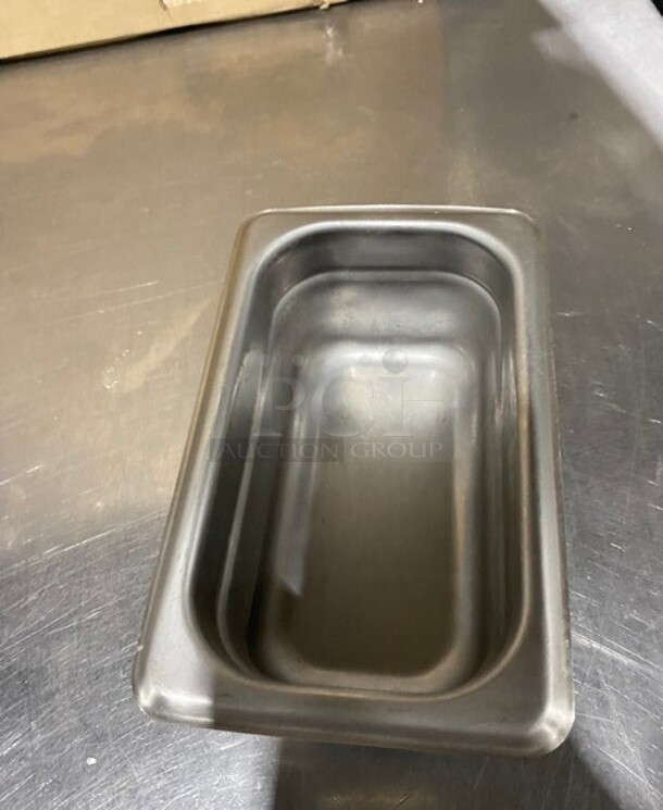 All One Money! Winco 2-1/2" Stainless Steel Food Steam Pans! MODEL SPJL902 - Image 4 of 5
