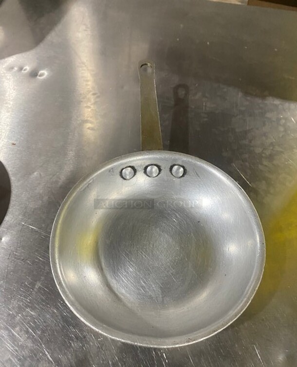 Stainless Steel Frying Pans! - Image 2 of 4