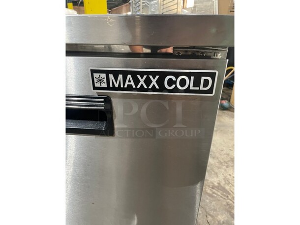 Maxx Cold Commercial Double Door Lowboy/ Worktop Cooler! With Poly Coated Rack! Solid Stainless Steel! On Casters! Model: MXCR60UA SN: 8218185 115V 60HZ 1 Phase - Image 8 of 12