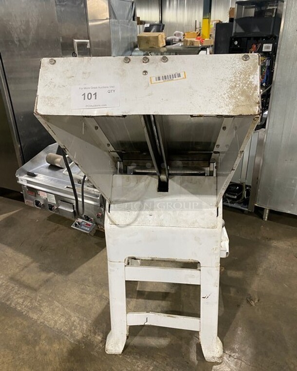 Oliver Metal Commercial Floor Style Bread Loaf Slicer! MODEL 79732NC SN:164680 115V 1Ph - Image 1 of 10