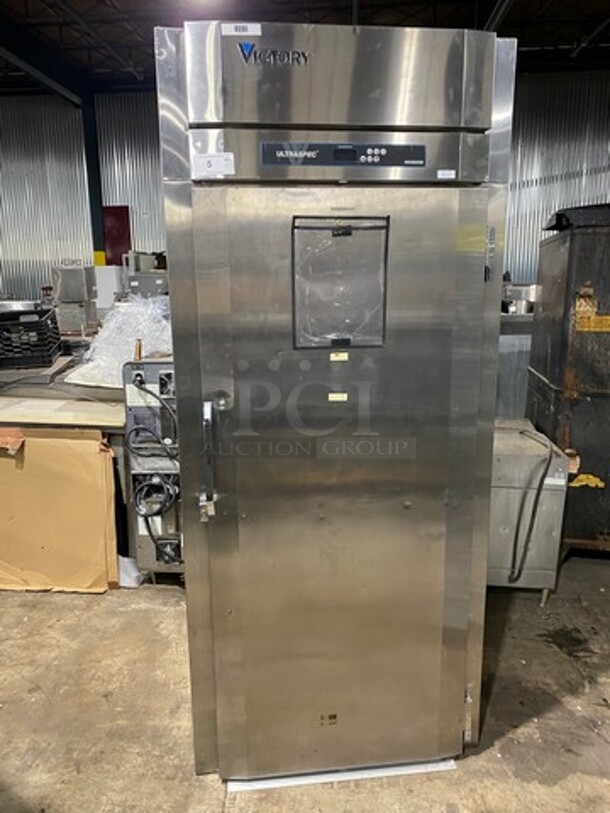 LATE MODEL! Victory Commercial Single Door Roll In Refrigerator! Solid Stainless Steel! Model: RIS1DS1 SN: M1205603 115V 60HZ 1 Phase - Image 1 of 8