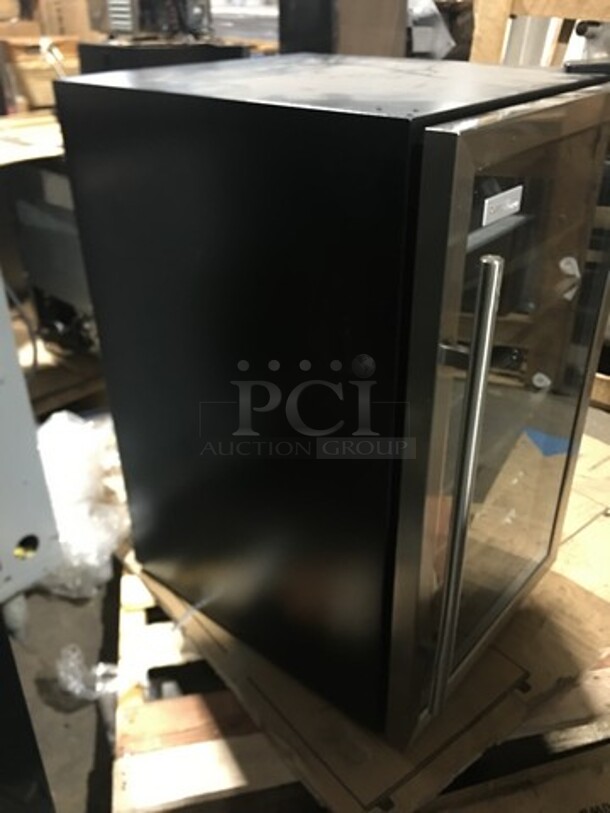 NEW! OUT OF THE BOX! SCRATCH-N-DENT! Danby Single Door Wine Bottle Cooler/Chiller! With View Through Door! With Racks! 38 Wine Bottle Capacity! Model: DWC040A3BSSD 115V - Image 3 of 10