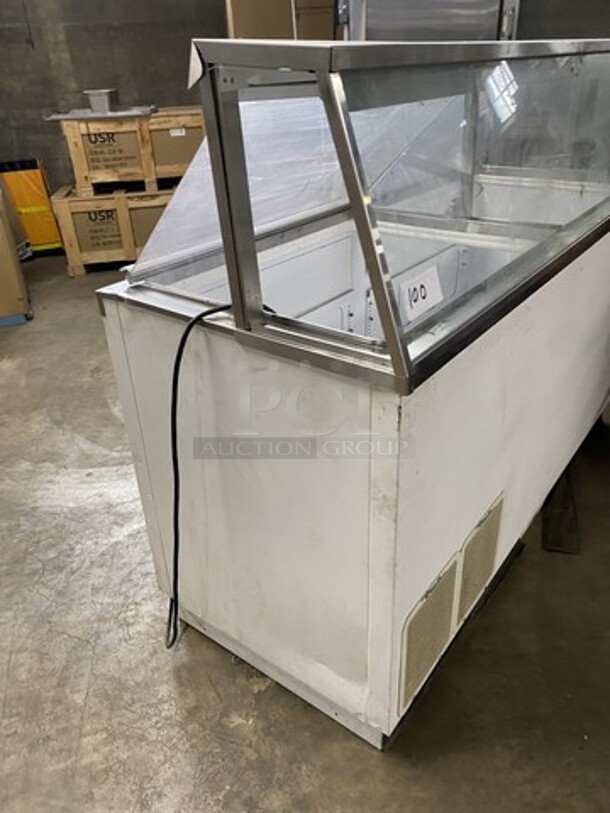 True Commercial Ice Cream Dipping Cabinet Merchandiser! With Sneeze Guard! With Flip Access Doors! Model: TDC-67 SN: 7429011 115V 60HZ 1 Phase - Image 2 of 7