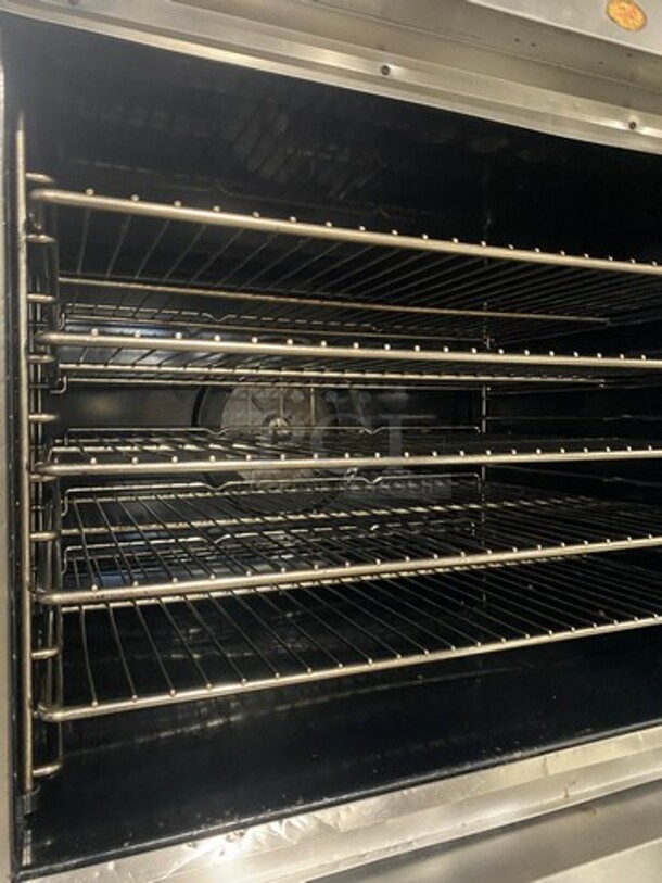NICE! Blodgett Commercial Electric Powered Double Deck Convection Oven! With View Through And Solid Doors! Metal Oven Racks! All Stainless Steel! On Legs! 2x Your Bid Makes One Unit! SN: 121813XF081T - Image 6 of 11