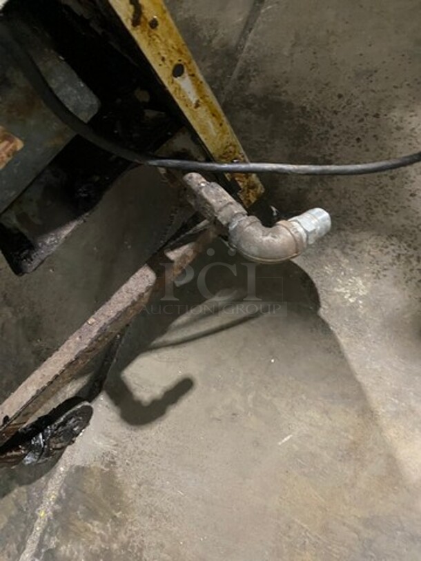 Henny Penny Commercial Electric Powered Pressure Fryer! All Stainless Steel! On Casters! Model: 600 - Image 10 of 12