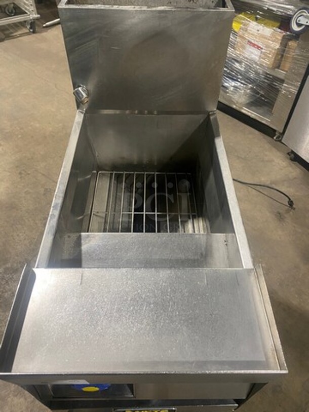 Anets Commercial Natural Gas Powered Pasta Cooker! All Stainless Steel! On Casters! Model: GPC14 - Image 5 of 11