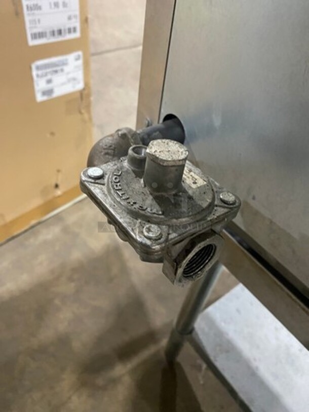 LATE MODEL! 2021 Spectrum Commercial Countertop Natural Gas Powered Char Broiler Grill! With Back And Side Splashes! On Small Legs! On Equipment Stand! With Storage Space Underneath! All Stainless Steel! On Legs! Model: NGCB36R SN: NGCB365040001116 - Image 10 of 10