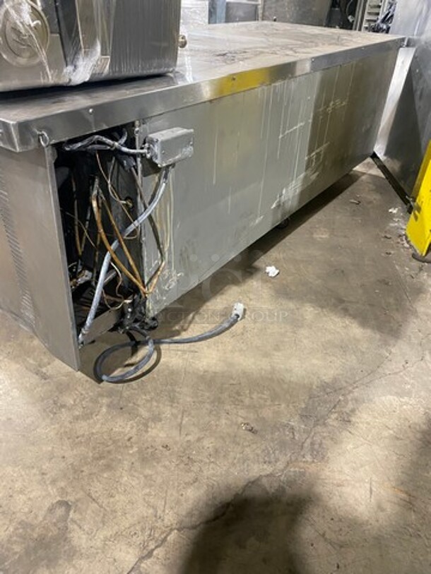 Silver King Commercial Refrigerated Chef Base! With 4 Drawer Storage Space! All Stainless Steel! On Casters! Model: SKRCB84H SN: SAJE68785A 115V 60HZ 1 Phase - Image 4 of 8