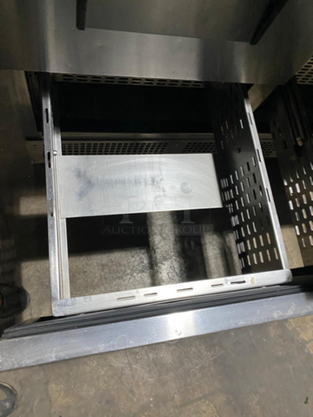 FAB! True Commercial Refrigerated Sandwich Prep Table! With 6 Drawers Underneath! With Overhead Serving Shelves! All Stainless Steel! Model: TFP7230MD6 SN: 7801014 115V 60HZ 1 Phase - Image 7 of 11