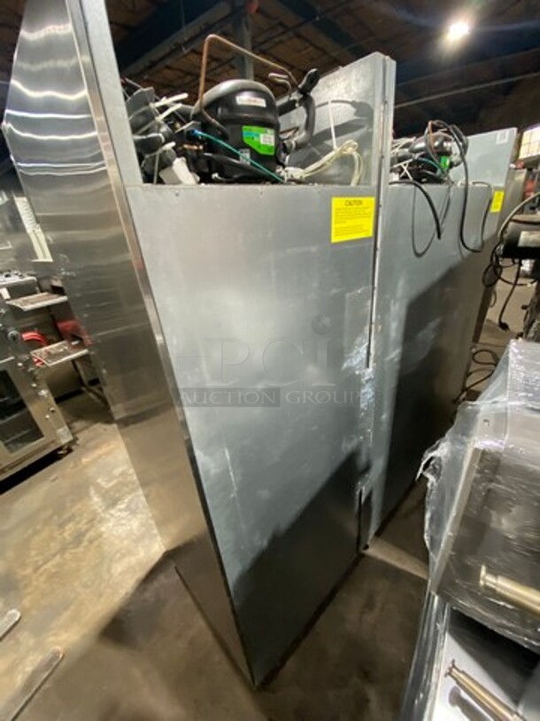 COOL! Hoshizaki Commercial 3 Door Reach In Cooler Merchandiser! With View Through Doors! Poly Coated Racks! All Stainless Steel Body! Model: CR3BFGYCR SN: E50016E 115V 60HZ 1 Phase - Image 4 of 9