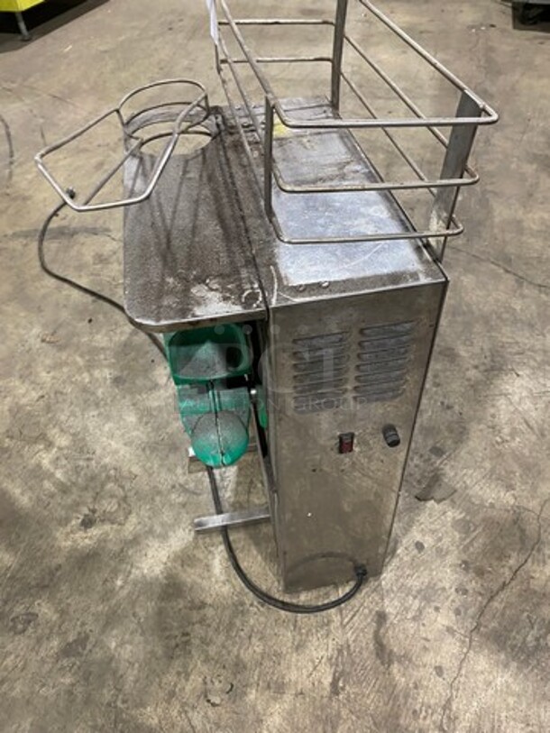 Orangin Commercial Countertop Automatic Commercial Orange/ Citrus Juicer! Stainless Steel Body! Model: ORANGIN SN: 203024 115V 60HZ 1 Phase - Image 4 of 9