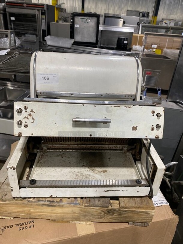 U.S Slicing Machine Commercial Countertop Bread Loaf Slicer! Model: MB SN: 508MB2517 115V 1PH 