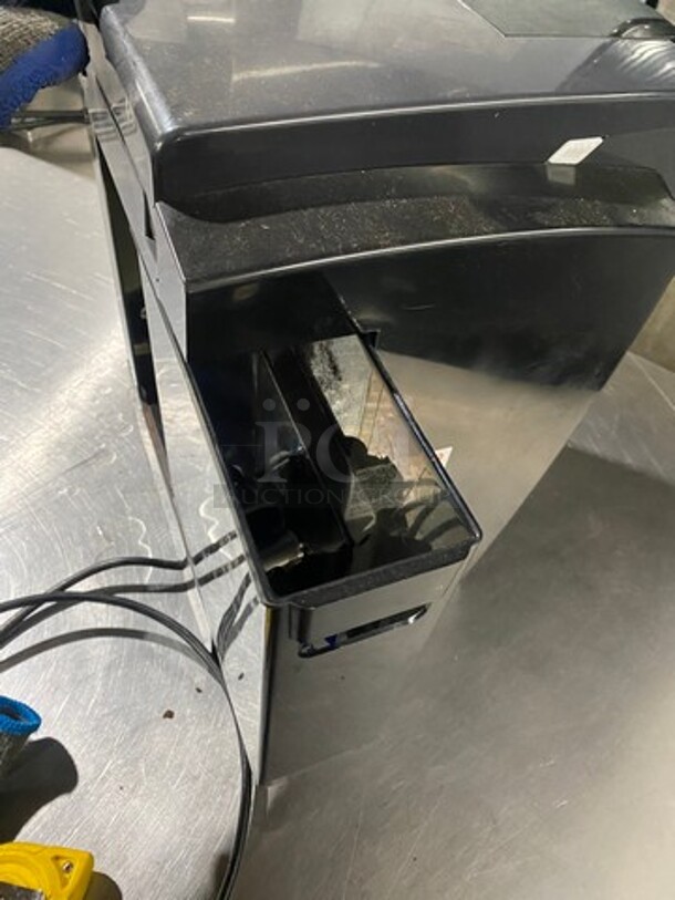 Najjar Countertop K Cup Coffee Maker! Model: CNLC0101 120V - Image 7 of 12