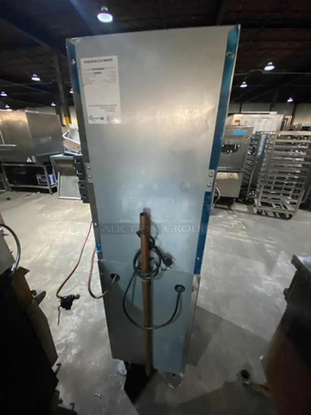COOL! Hoshizaki Commercial Free Standing Ice Maker/Dispenser And Water Dispenser! All Stainless Steel! On Legs! Model: DCM-270BAH-OS SN: T02451H 115/120V 60HZ 1 Phase - Image 4 of 8