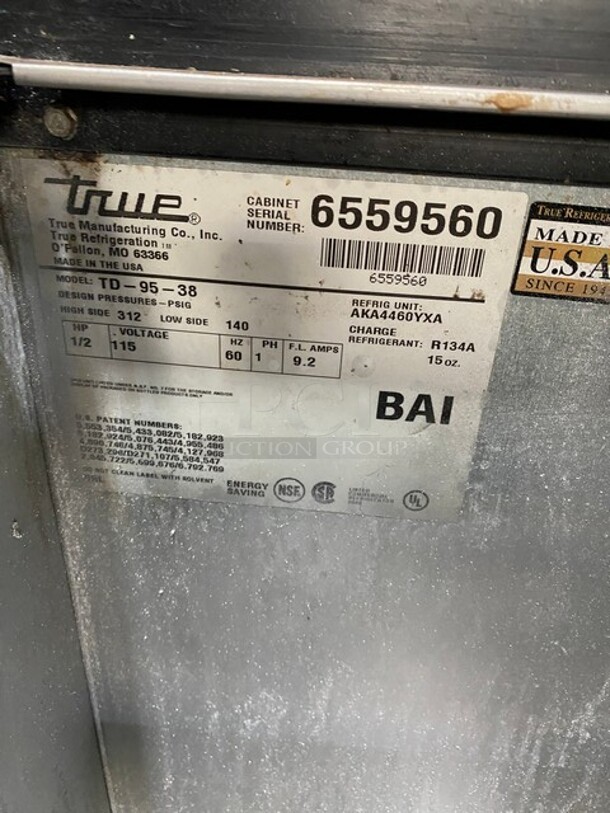 True Commercial Under The Counter Beer Bottle Cooler! With 3 Stainless Steel Sliding Top Doors! Model TD9538 Serial 6559560! 115V 1Phase! - Image 7 of 7